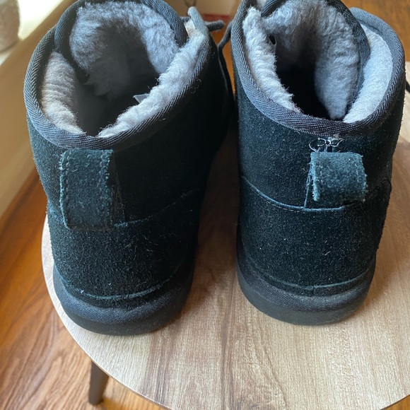 Ugg boots - Picture 6 of 6